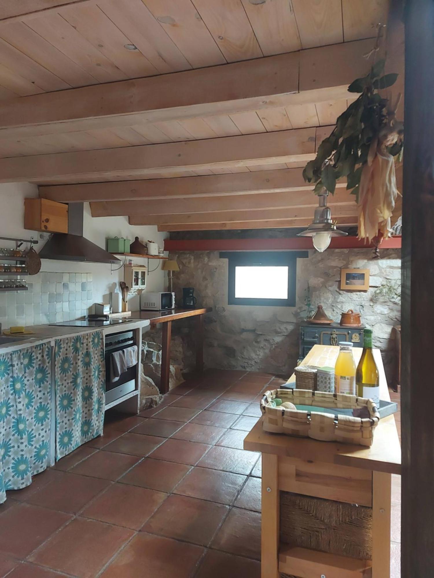 Aragosa Casa Corazon De Piedra En El Rio Dulce 게스트하우스 외부 사진